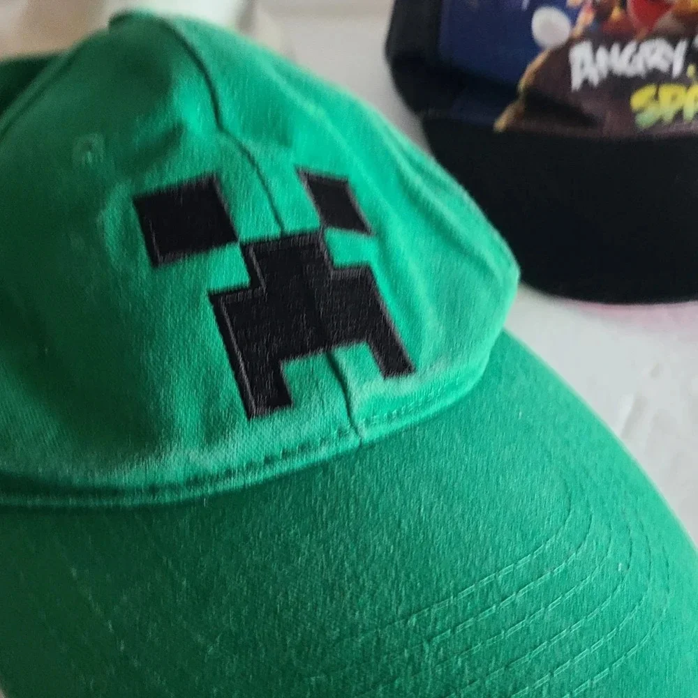 Lot of 4 boys baseball caps